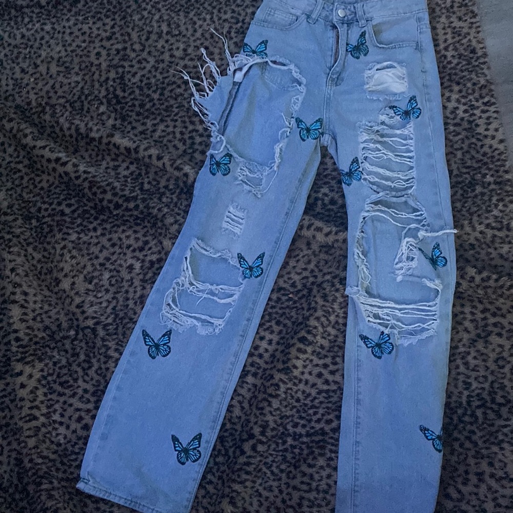 Barely worn rly good quality